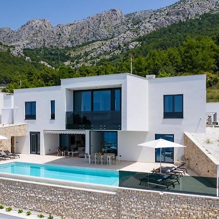 Beautiful Home In Omis With Kitchen Exterior foto